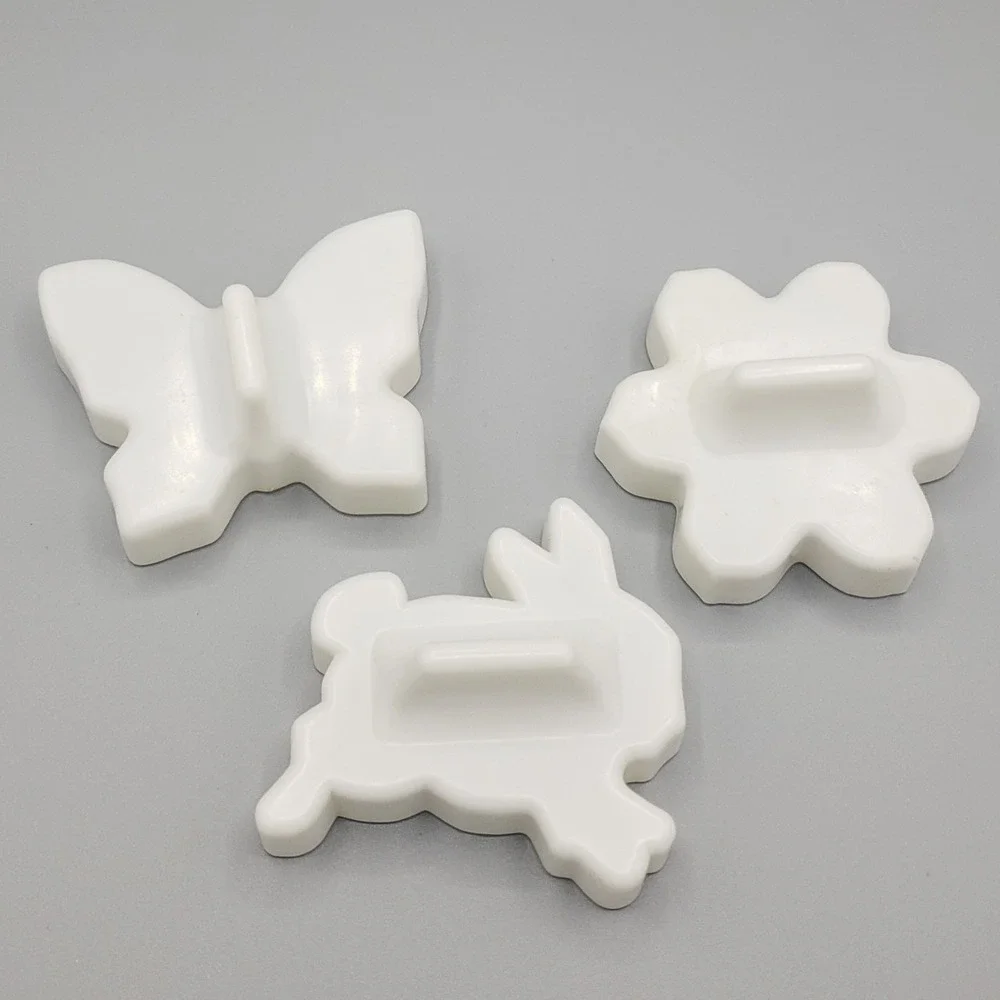 3 Vintage Easter/Springtime Plastic C&H Suger‎ Cookie Cutters Promotional Item